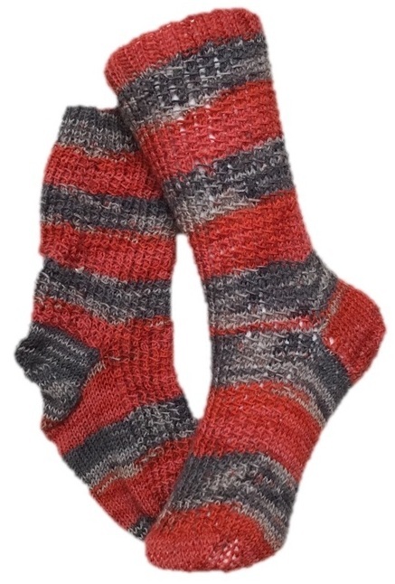 Handgestrickte Socken, Gr. 36/37, Rot/ Grau
