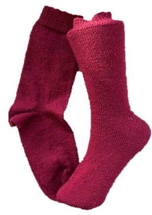 Handgestrickte Socken, Gr. 43/44, Rot