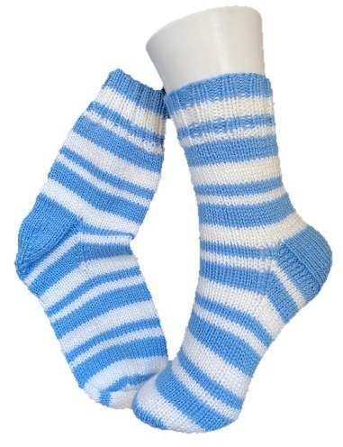 Handgestrickte Socken, Gr. 36/37, Blau