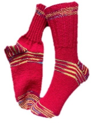 Handgestrickte Socken, Gr. 38/39, Rot/ Bunt