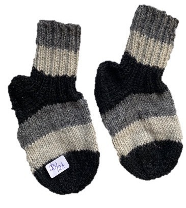 Handgestrickte Socken für Babys, Gr. 20/21, Schwarz/ Grau