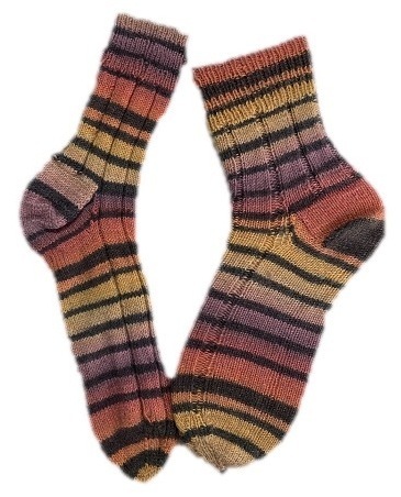 Handgestrickte Socken, Gr. 41/42,  Lila/ Gelb/ Orange