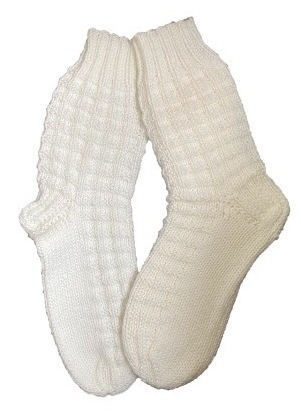 Handgestrickte Socken, Gr. 38/39, Weiß