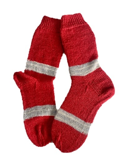 Handgestrickte Socken, Gr. 37/38, Rot/ Grau