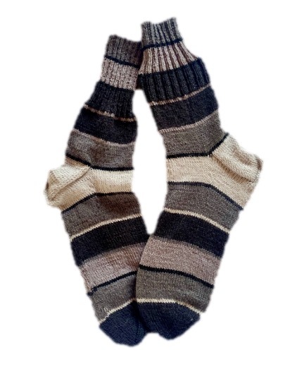 Handgestrickte Socken, Gr. 48/49, Grau/ Schwarz