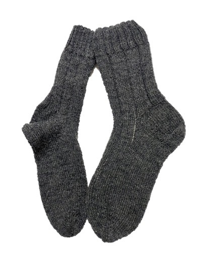 Handgestrickte Socken, Gr. 43/44, Grau