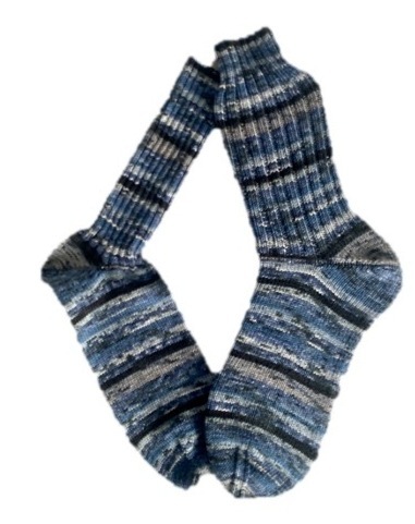 Handgestrickte Socken, Gr. 43/44, Blau/ Grau