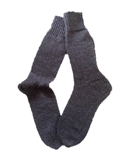 Handgestrickte Socken, Gr. 45/46, Braun