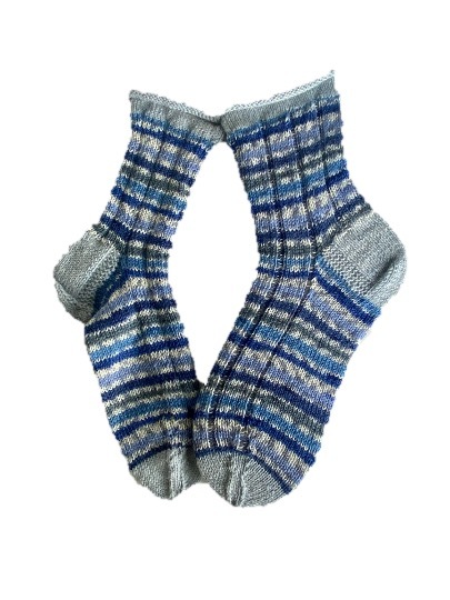 Handgestrickte Socken, Gr. 39/40, Blau/ Grau