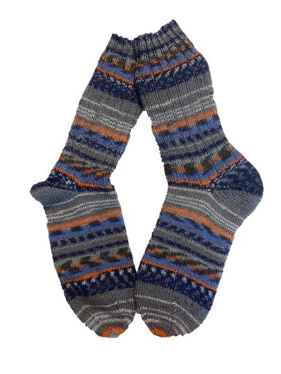 Handgestrickte Socken, Gr. 42/43, Grau/ Orange/ Blau