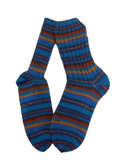 Handgestrickte Socken, Gr. 42/43, Braun, Blau
