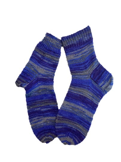 Handgestrickte Socken, Gr. 42/43, Blau/ Grau