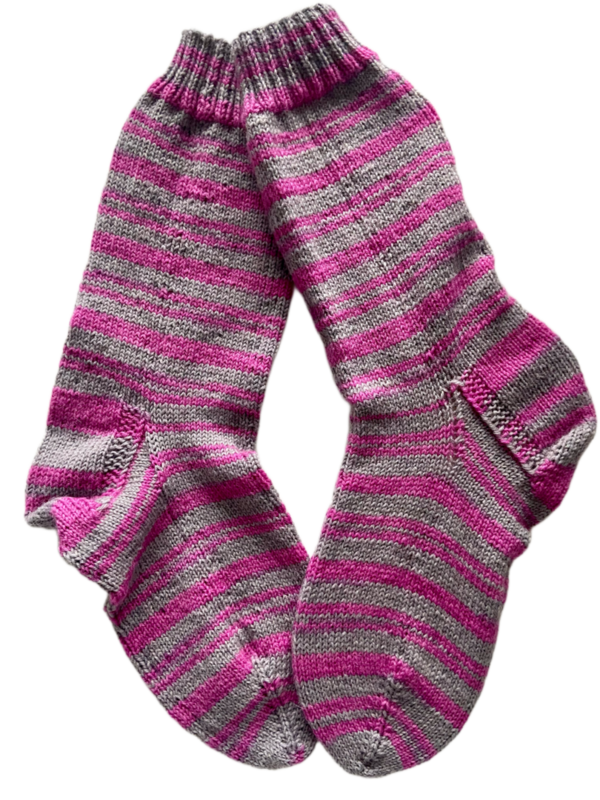 Handgestrickte Socken, Gr. 39/40, Grau/ Pink
