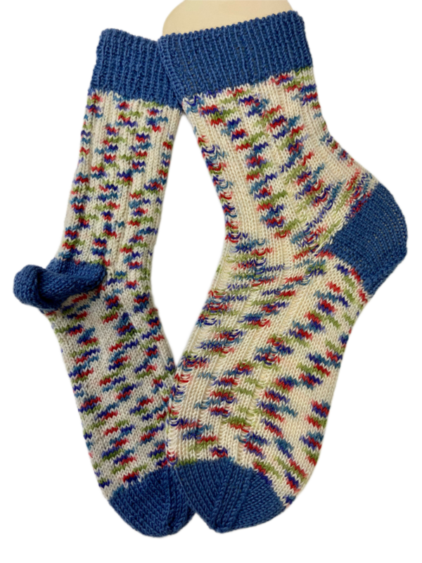 Handgestrickte Socken, Gr. 36/37, Weiß/ Blau/ Bunt