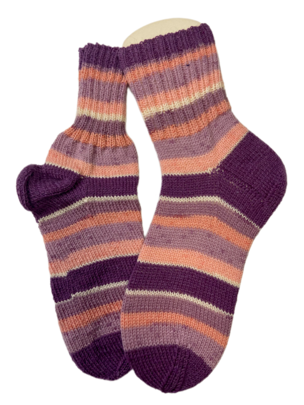 Handgestrickte Socken, Gr. 38/39, Lila/ Rosa