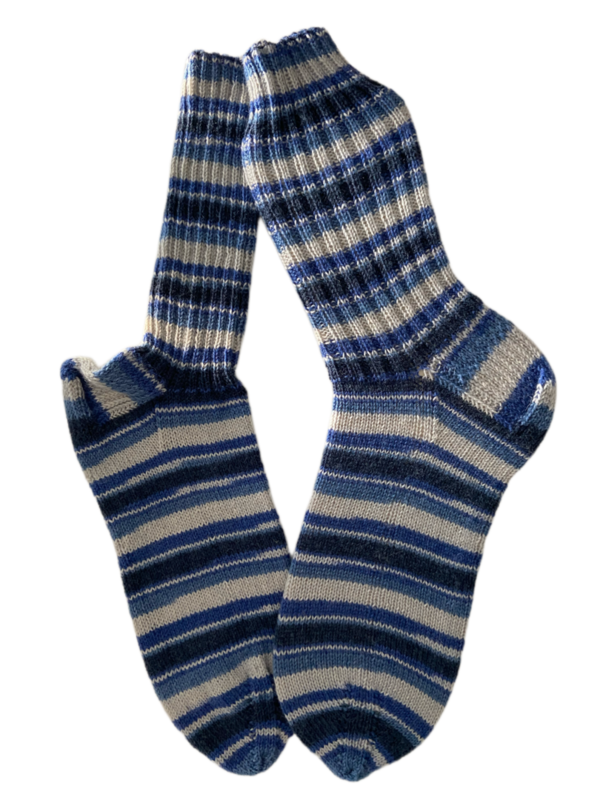 Handgestrickte Socken, Gr. 47/48, Blau/ Schwarz/ Hellgrau