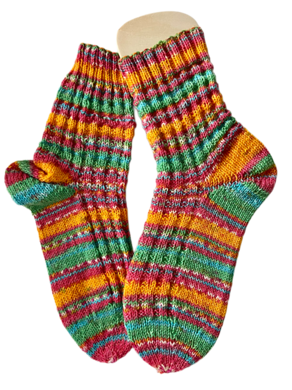 Handgestrickte Socken, Gr. 40/41, Bunt