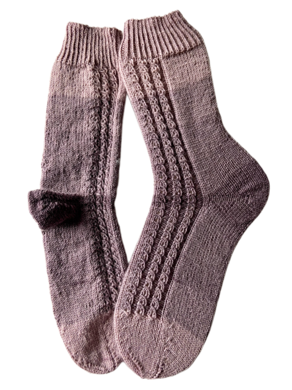 Handgestrickte Socken, Gr. 42/43, Lila