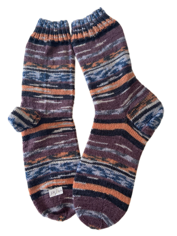 Handgestrickte Socken, Gr. 44/45, Schwarz/ Braun/ Blau