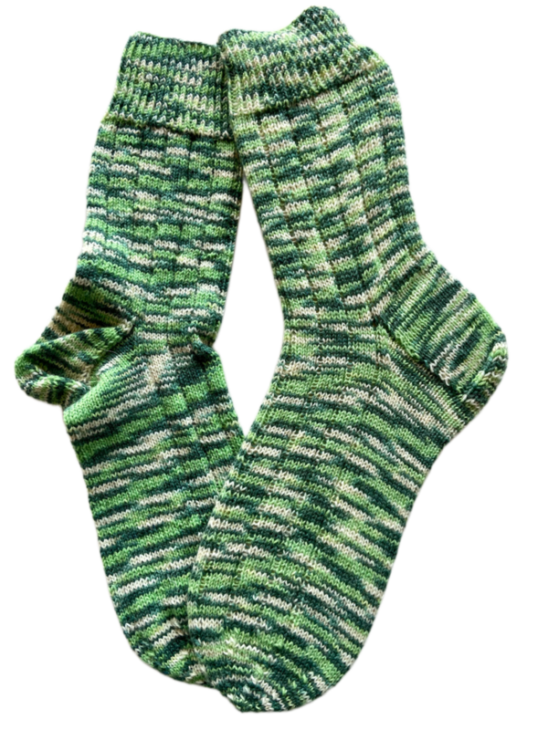 Handgestrickte Socken, Gr. 47/48, Grün/ Creme