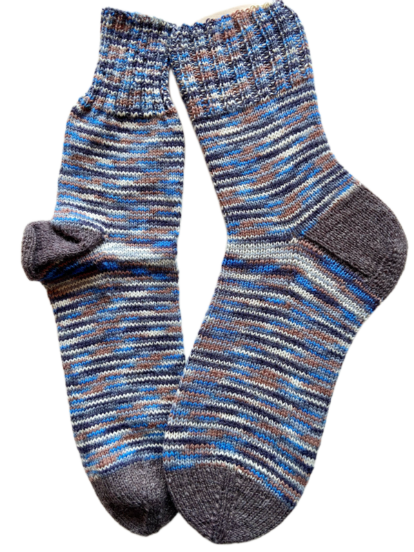 Handgestrickte Socken, Gr. 46/47, Braun/ Grau/ Blau