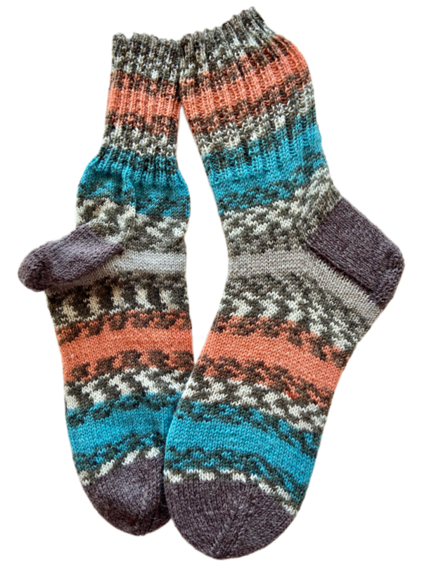 Handgestrickte Socken, Gr. 45/46, Braun/ Türkis/ Orange