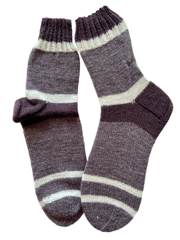 Handgestrickte Socken, Gr. 45/46, Braun/ Creme
