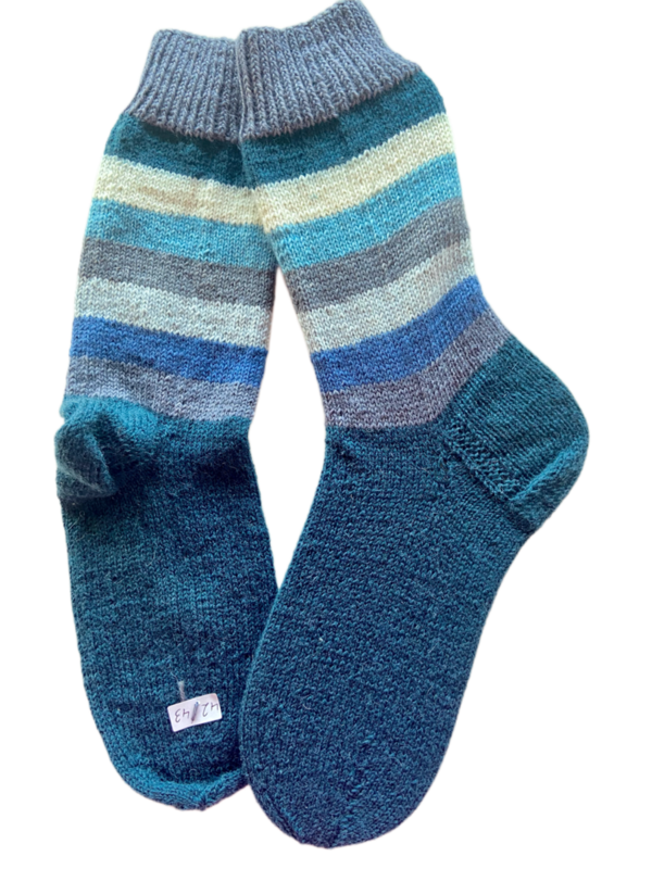 Handgestrickte Socken, Gr. 42/43, Petrol/ Grau/ Blau