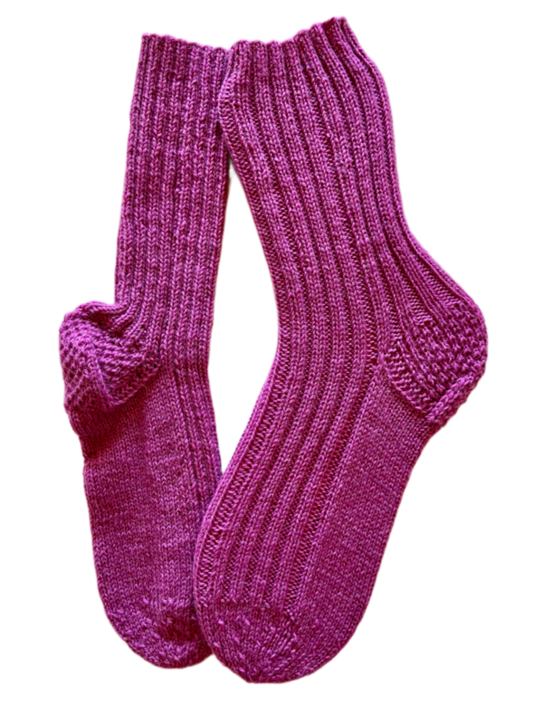Handgestrickte Socken, Gr. 38/39, Lila